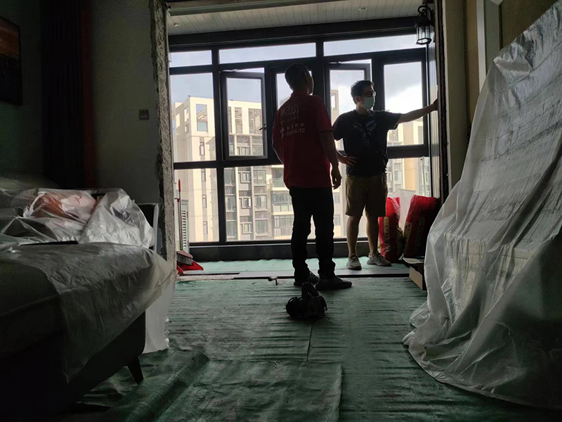 想知道墻面刷乳膠漆多久可以入??？滿足三個(gè)標(biāo)準(zhǔn)即可入住(圖2)