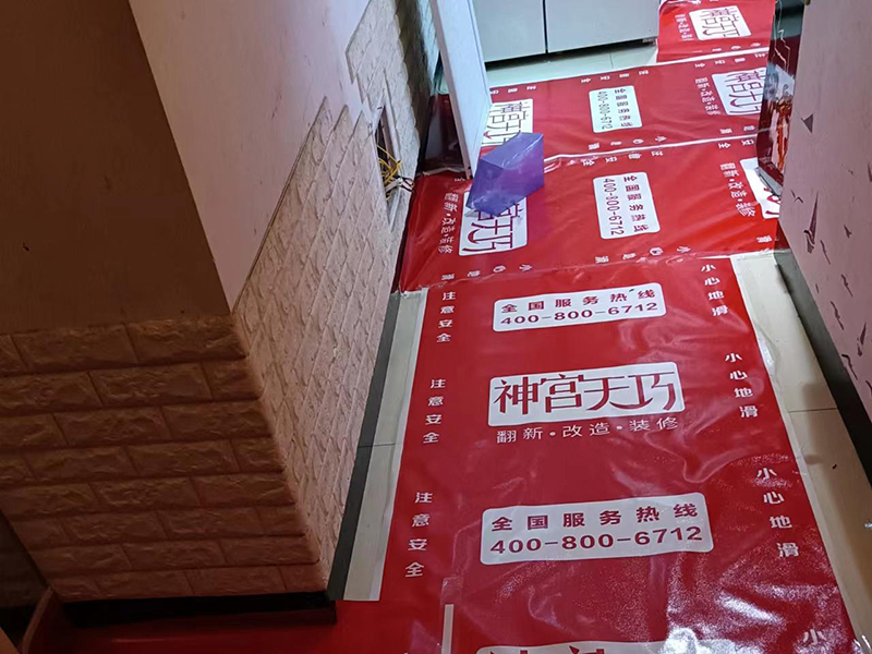 乳膠漆墻面開裂起皮怎么辦？乳膠漆墻面裂縫原因及處理方法(圖2)