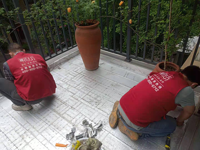 小陽臺(tái)改造花園你見過嗎？1平米陽臺(tái)花園翻新設(shè)計(jì)方案(圖1)