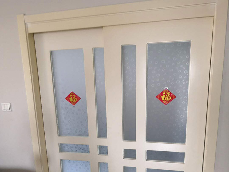 廚房門窗安裝，什么材質(zhì)的推拉門比較好？塑鋼推拉門好用嗎？(圖3)