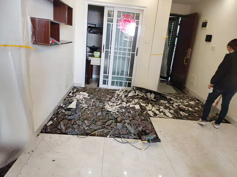 家庭地面用什么材質(zhì)便宜實(shí)惠？家庭地面瓷磚怎么選？(圖1)