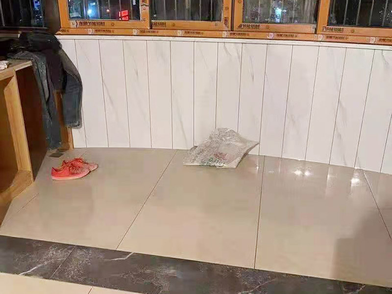 家庭地面用什么材質(zhì)便宜實(shí)惠？家庭地面瓷磚怎么選？(圖4)